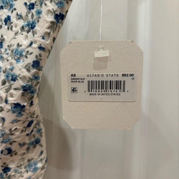 Altar'd State Blue and White Floral Camisole - Picture 4 of 4